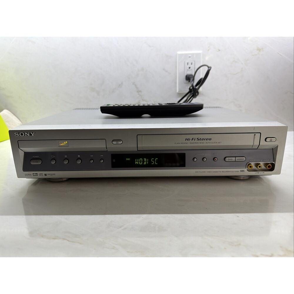 Sony SLV-D100 DVD/VCR Combo Player & Recorder w/ Remote, WORKS